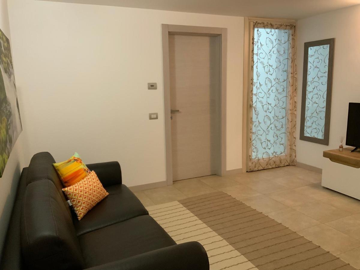 King' S Apartment Sirmione Exterior foto